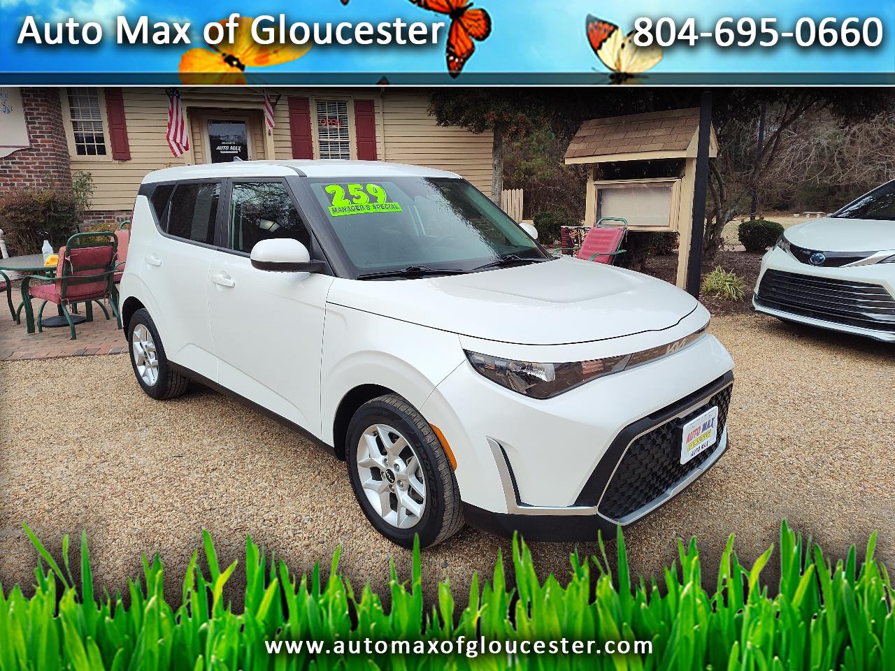 2024 Kia Soul LX IVT