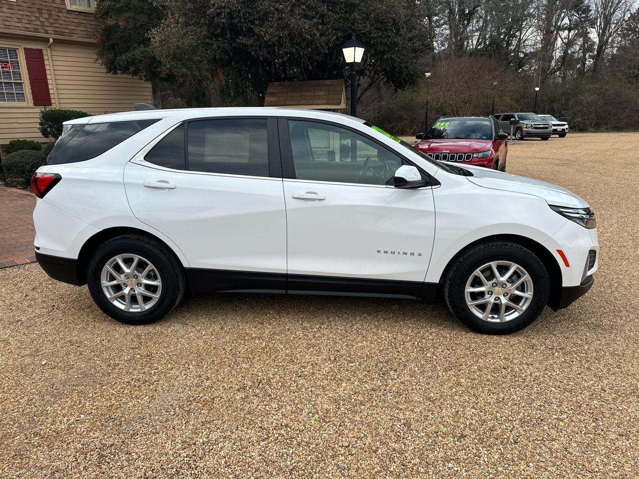 Chevrolet Equinox FWD 4dr LT w/1LT 2024