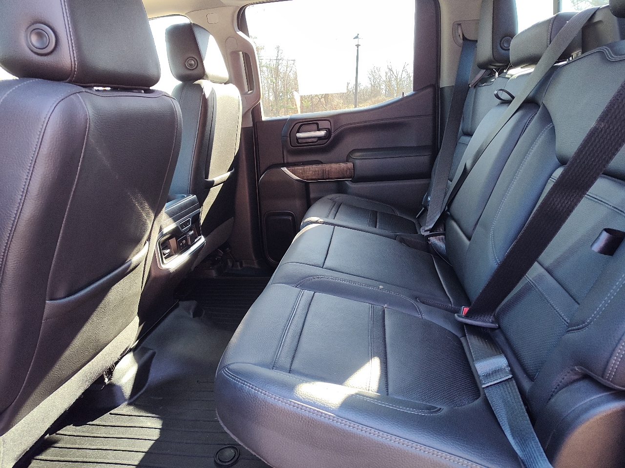 GMC Sierra 1500 4WD Crew Cab 147" Denali 2019