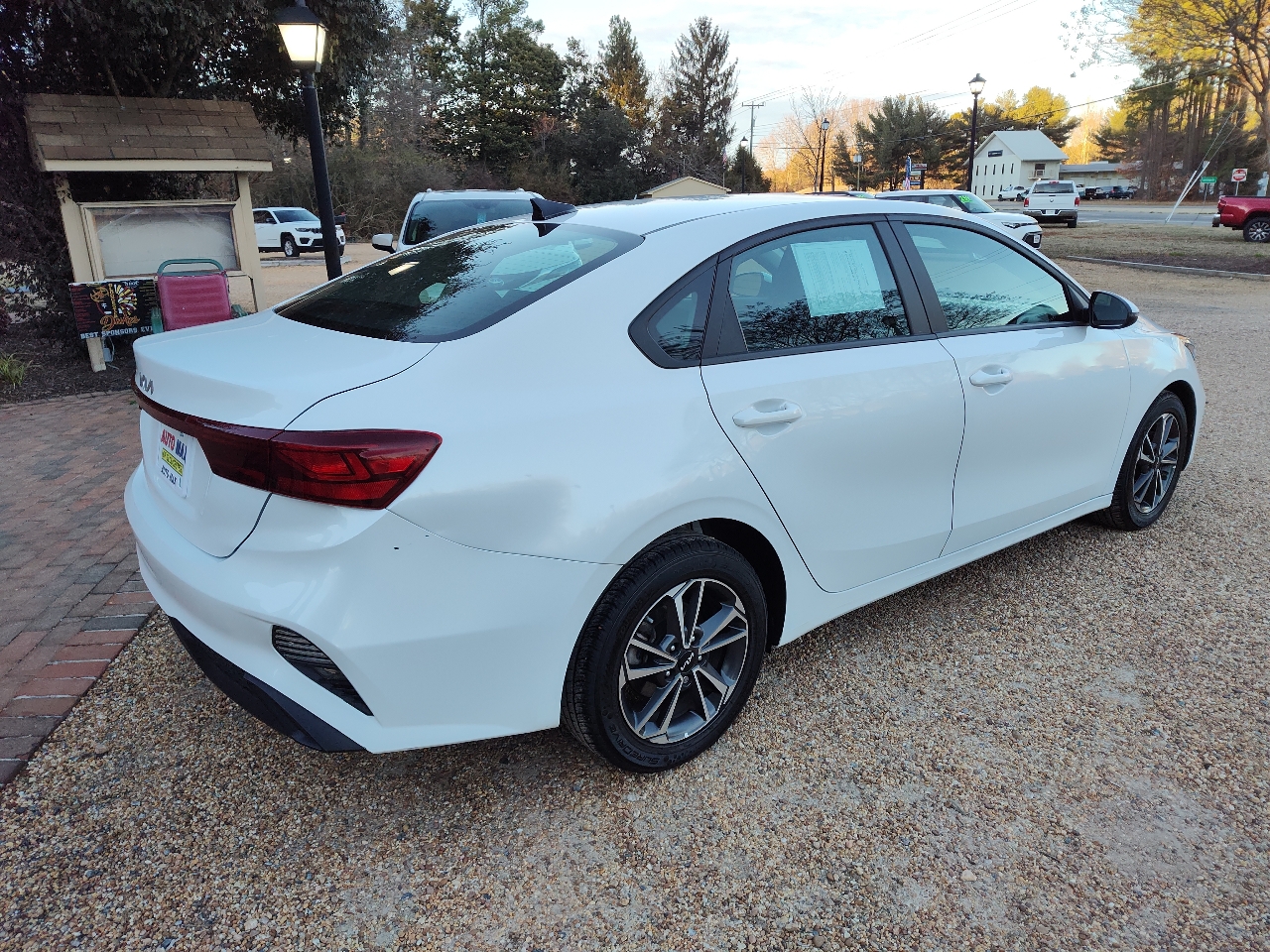 Kia Forte LXS IVT 2023