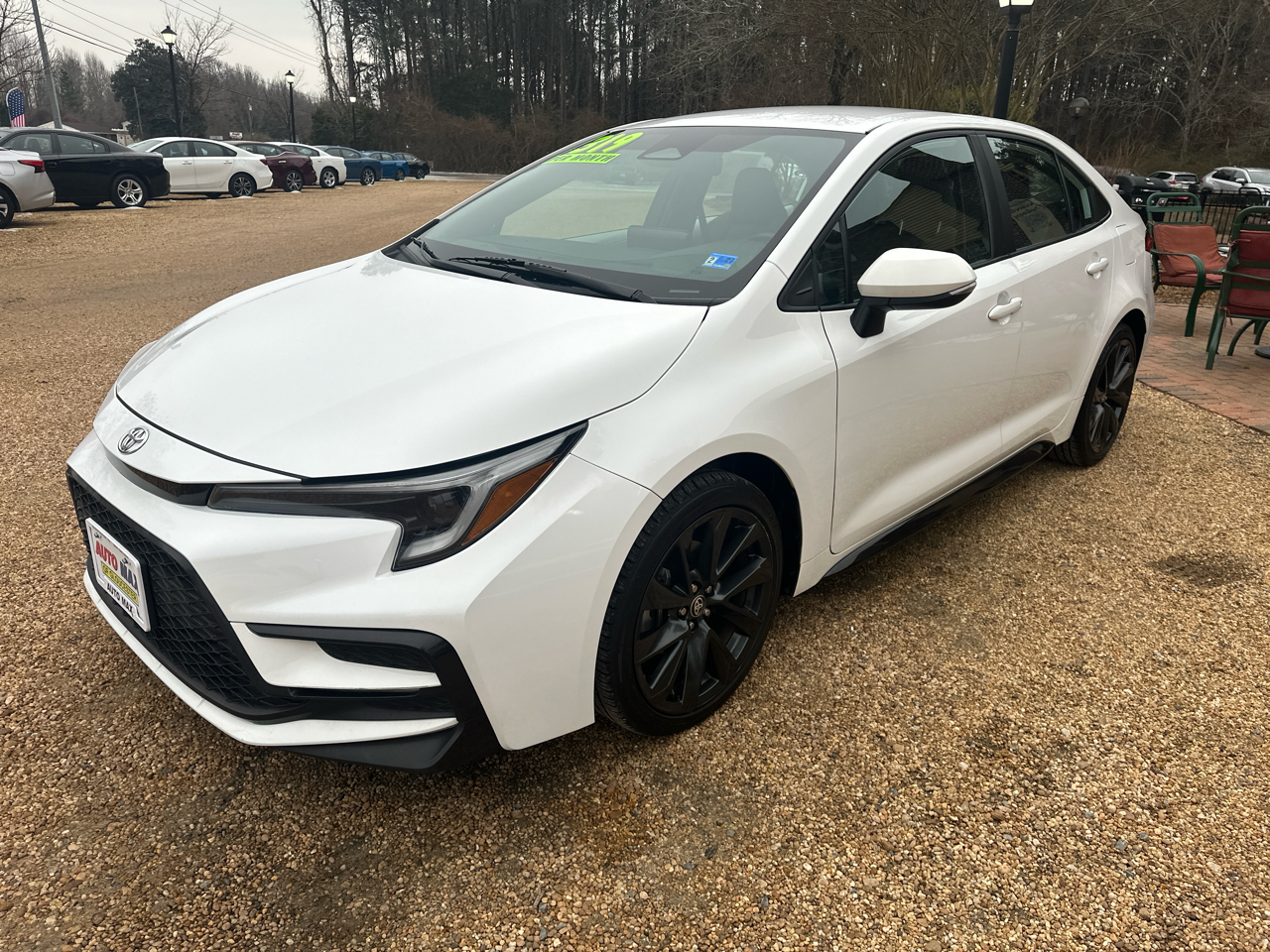 Toyota Corolla SE CVT (Natl) 2024