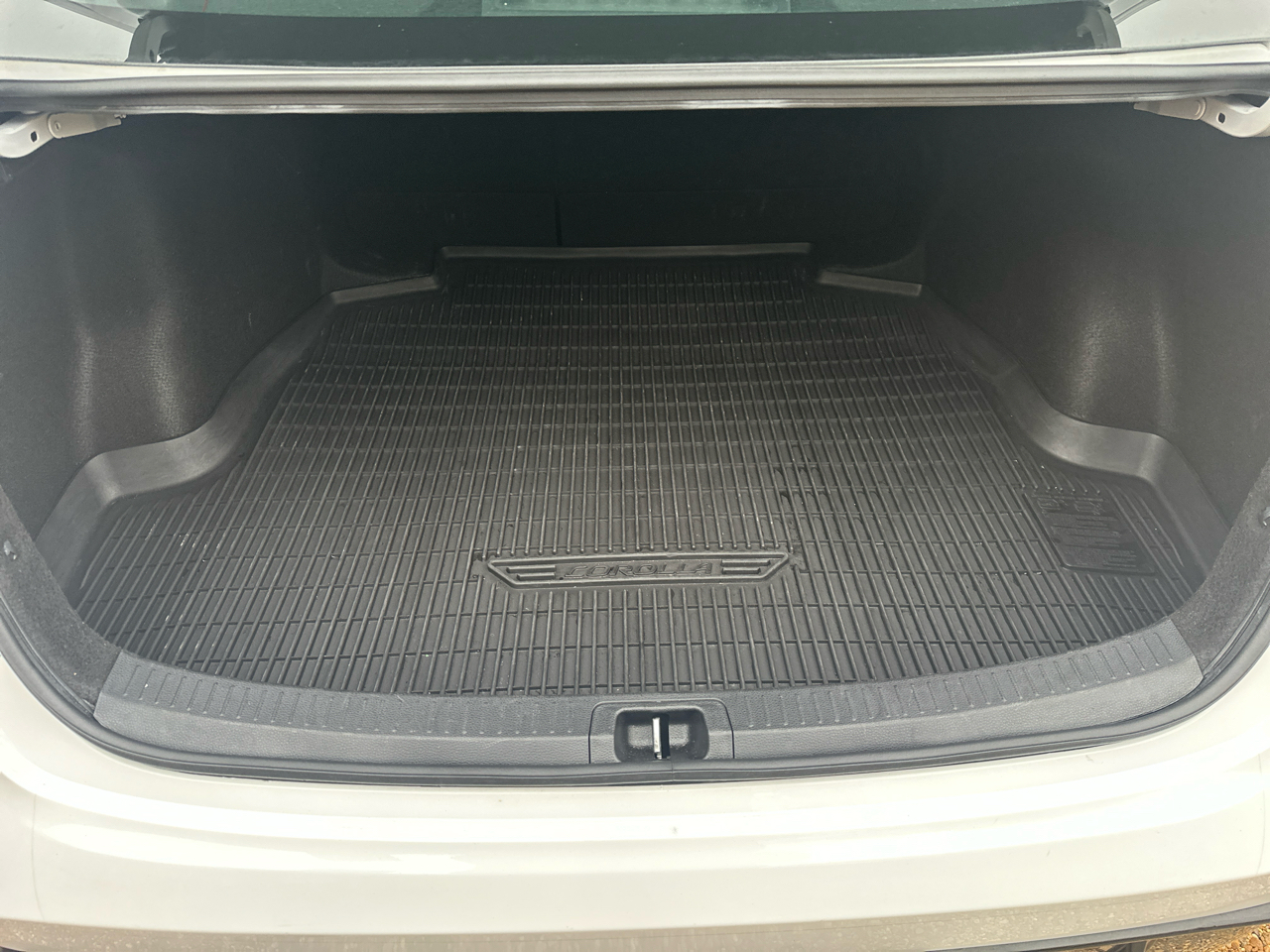 Toyota Corolla SE CVT (Natl) 2024