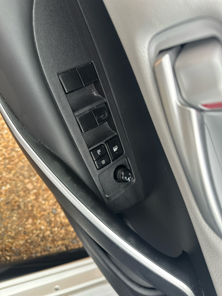 Toyota Corolla SE CVT (Natl) 2024