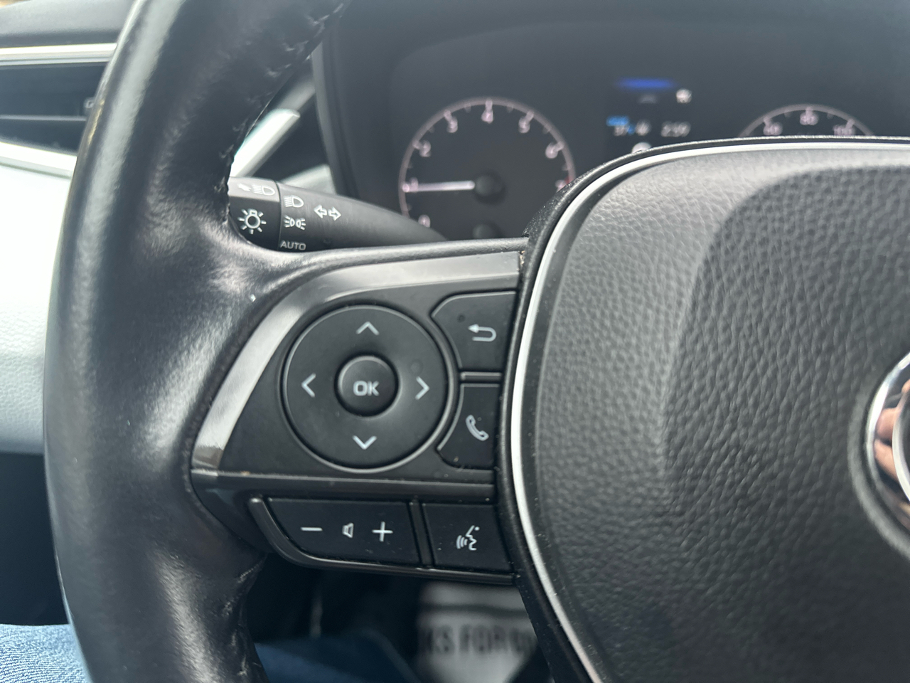 Toyota Corolla SE CVT (Natl) 2024