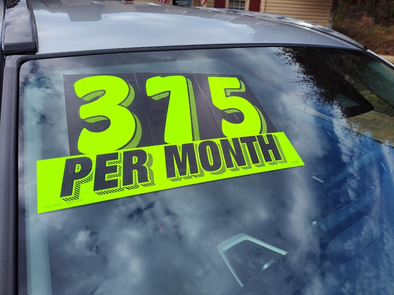 Toyota RAV4 XLE FWD (Natl) 2024