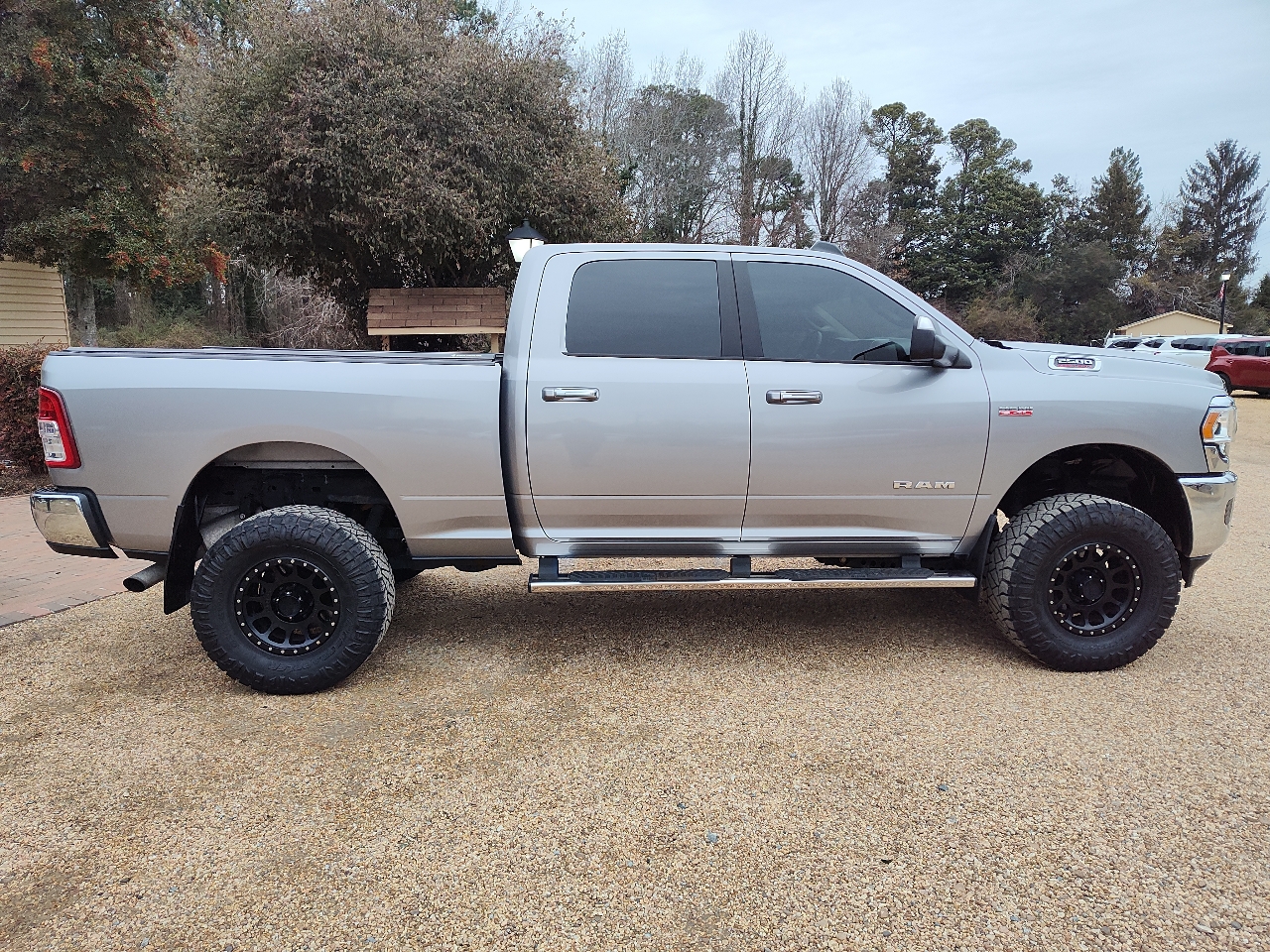 RAM 2500 Big Horn 4x4 Crew Cab 6'4" Box 2019
