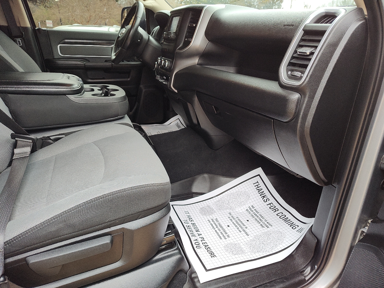 RAM 2500 Big Horn 4x4 Crew Cab 6'4" Box 2019