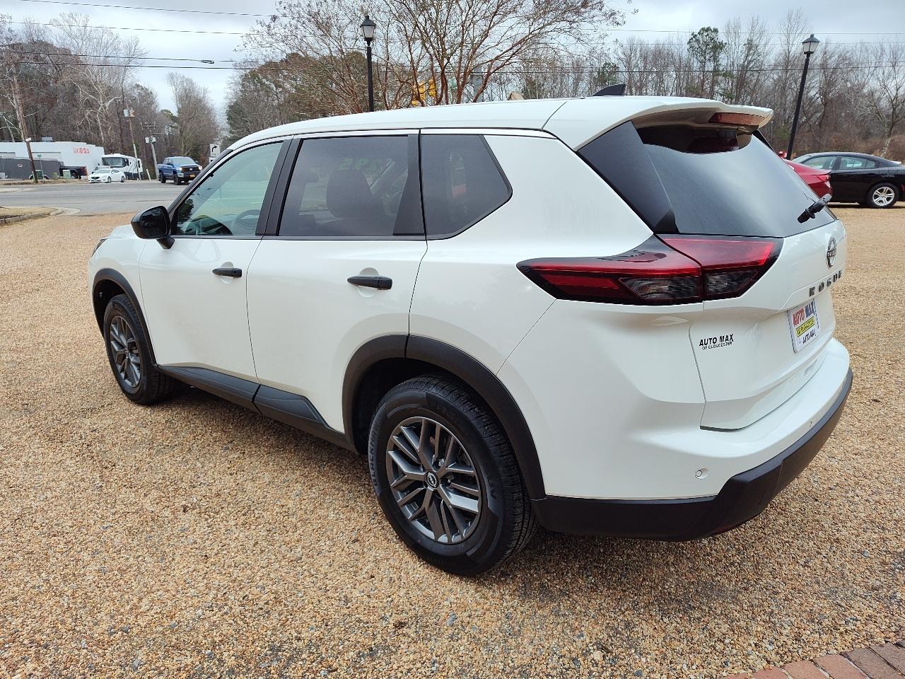 Nissan Rogue FWD S 2024