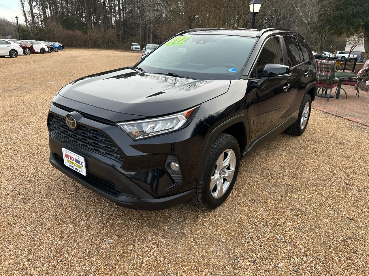 Toyota RAV4 XLE FWD (Natl) 2020