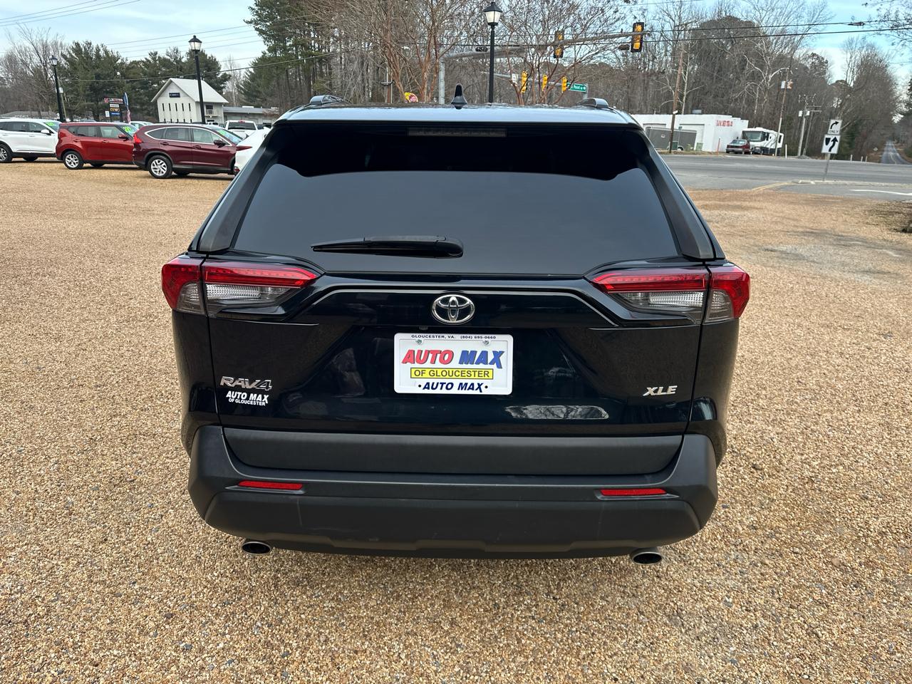 Toyota RAV4 XLE FWD (Natl) 2020