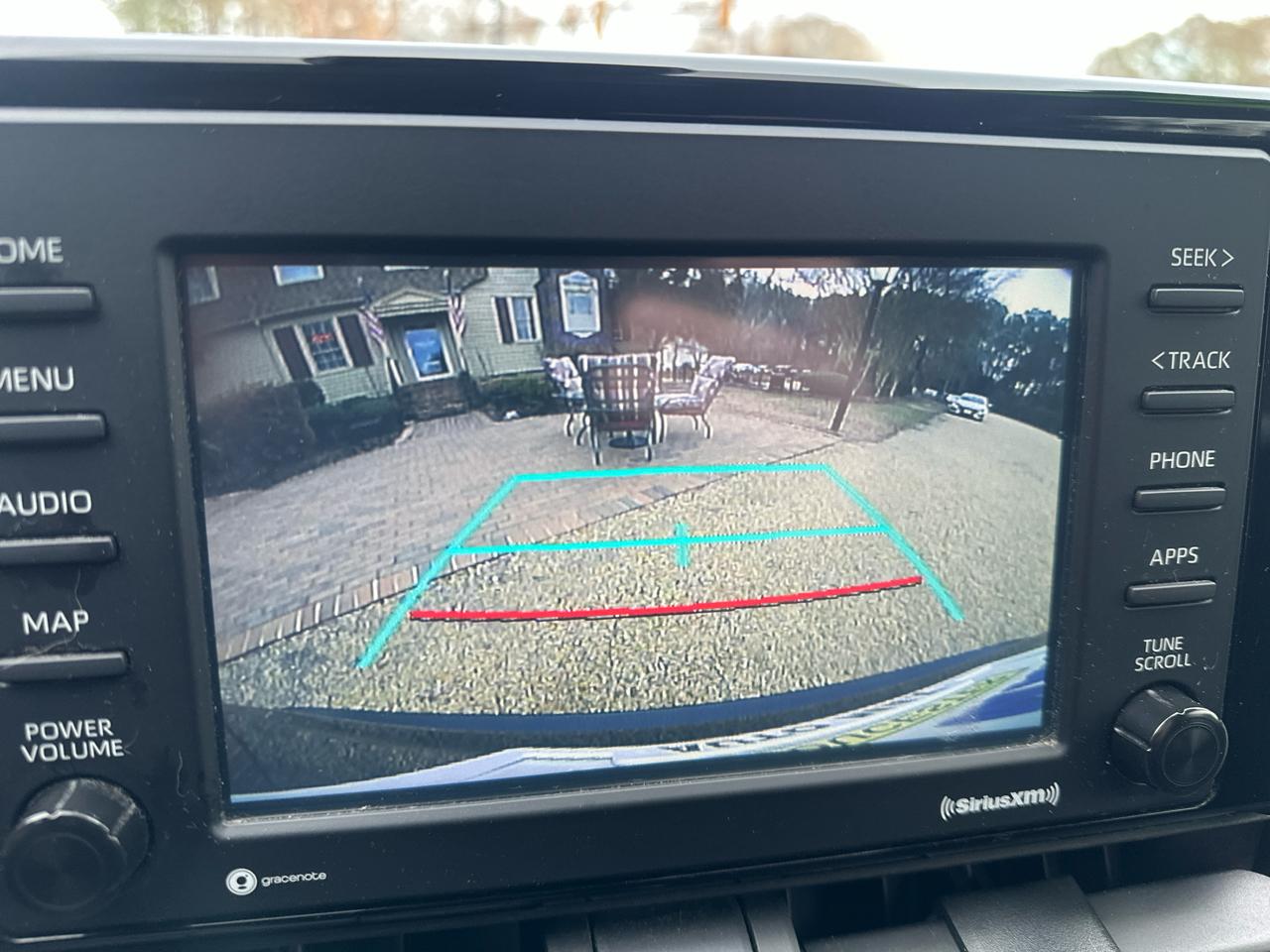 Toyota RAV4 XLE FWD (Natl) 2020