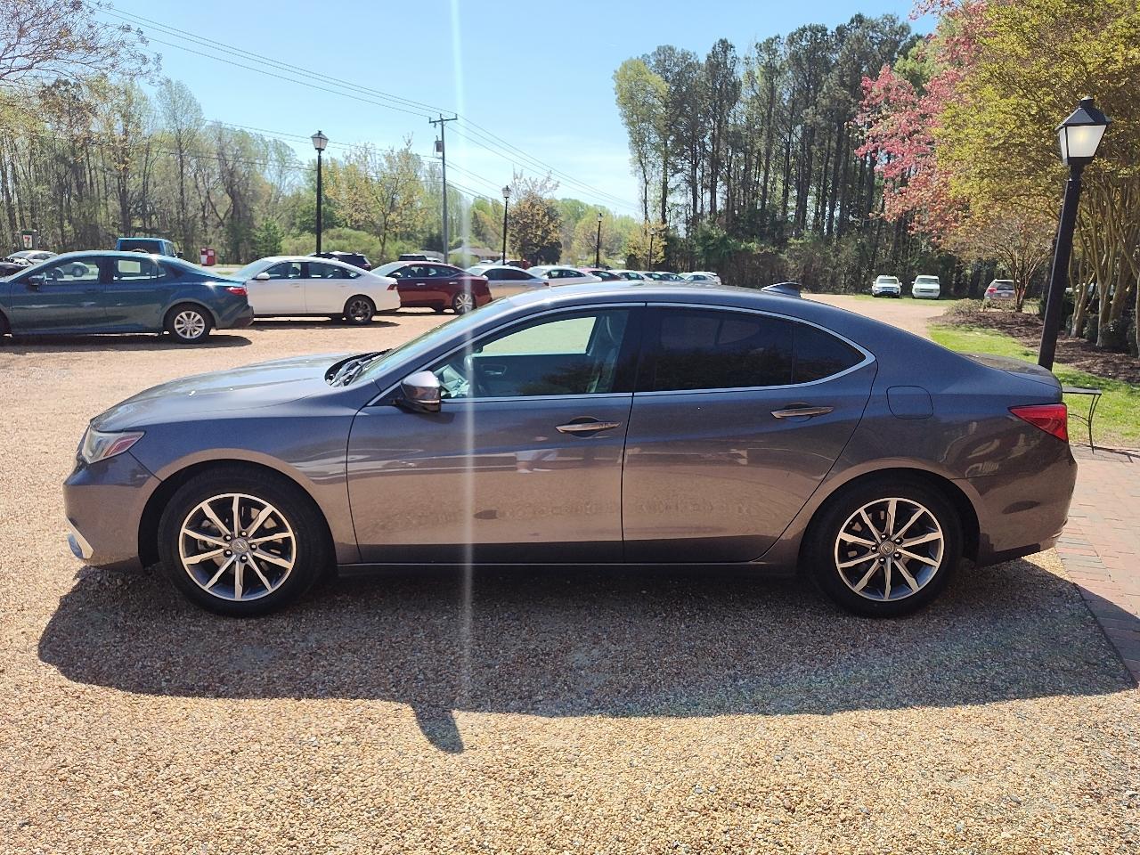 Acura TLX 2.4L FWD 2020