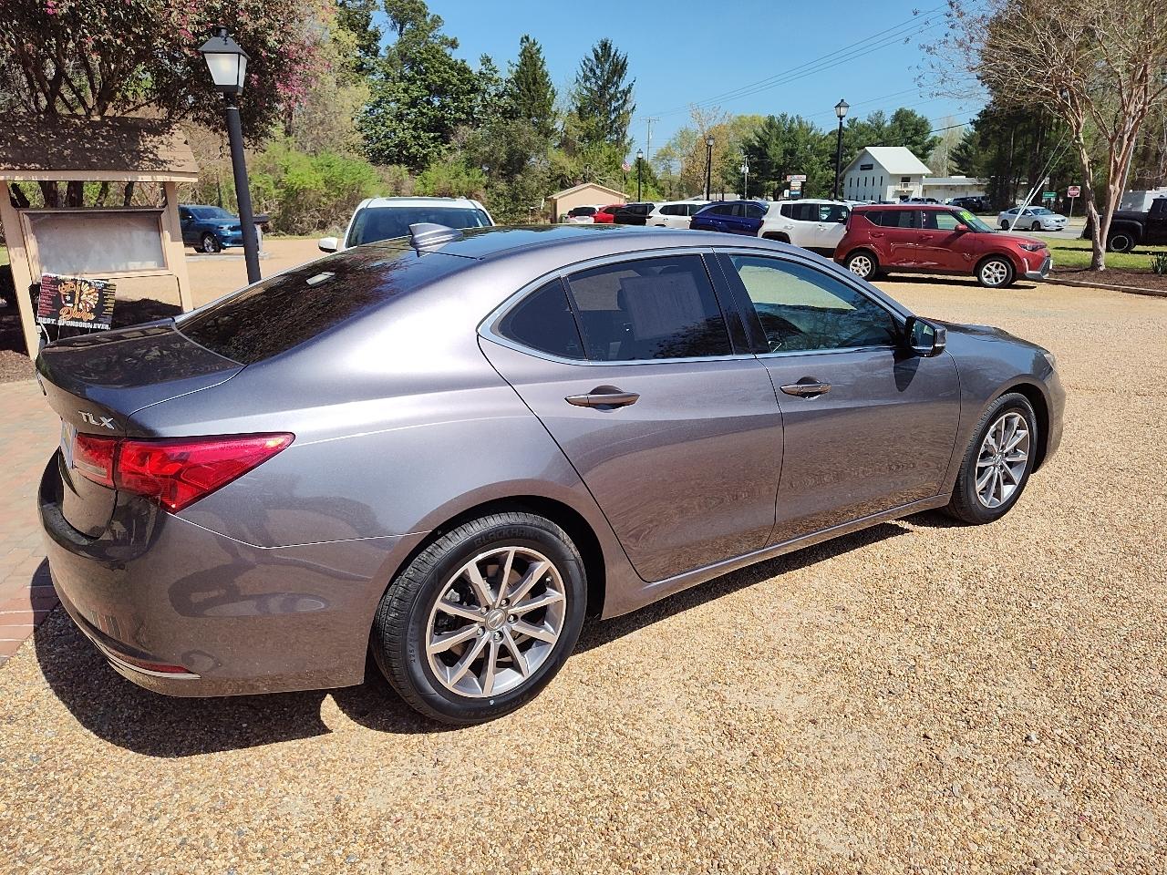 Acura TLX 2.4L FWD 2020