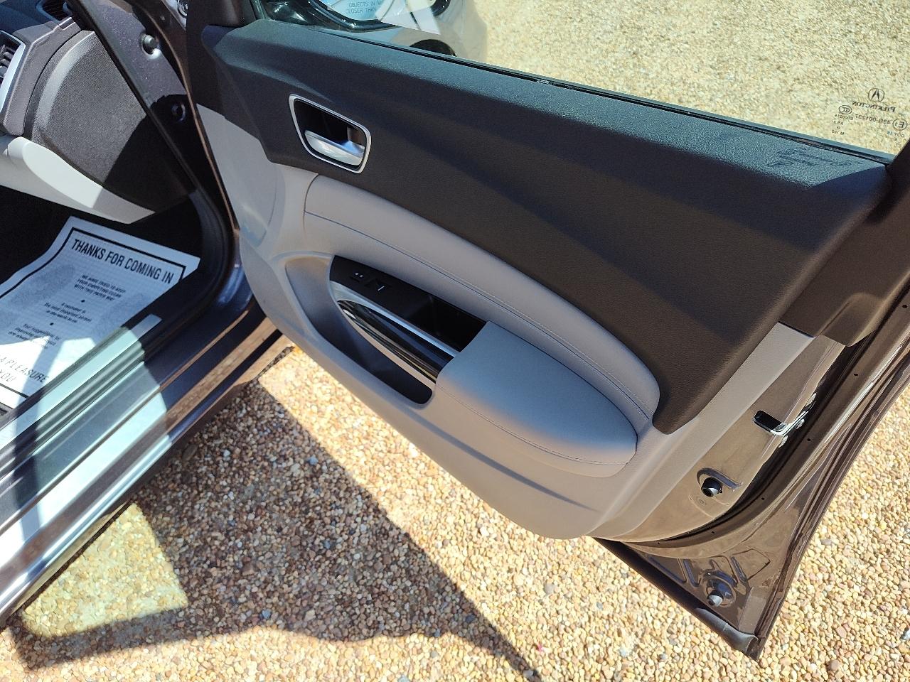 Acura TLX 2.4L FWD 2020