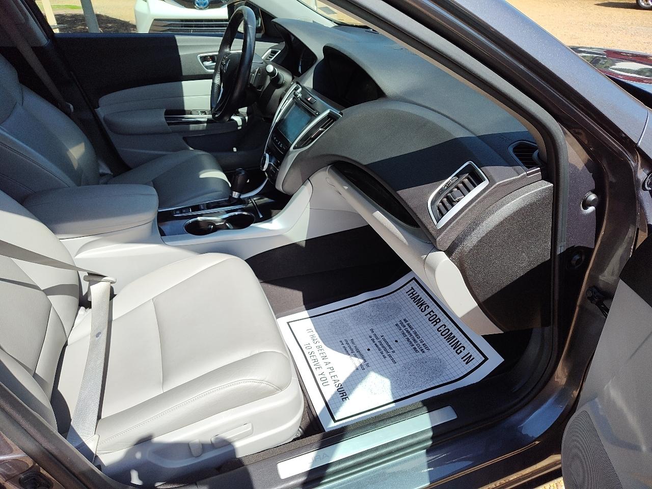 Acura TLX 2.4L FWD 2020