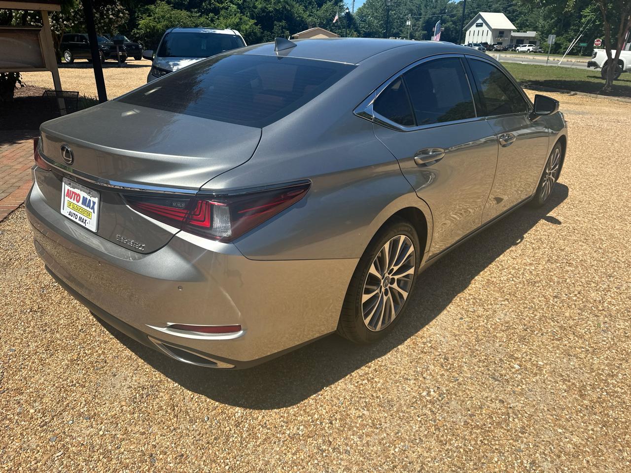 Lexus ES ES 350 FWD 2019