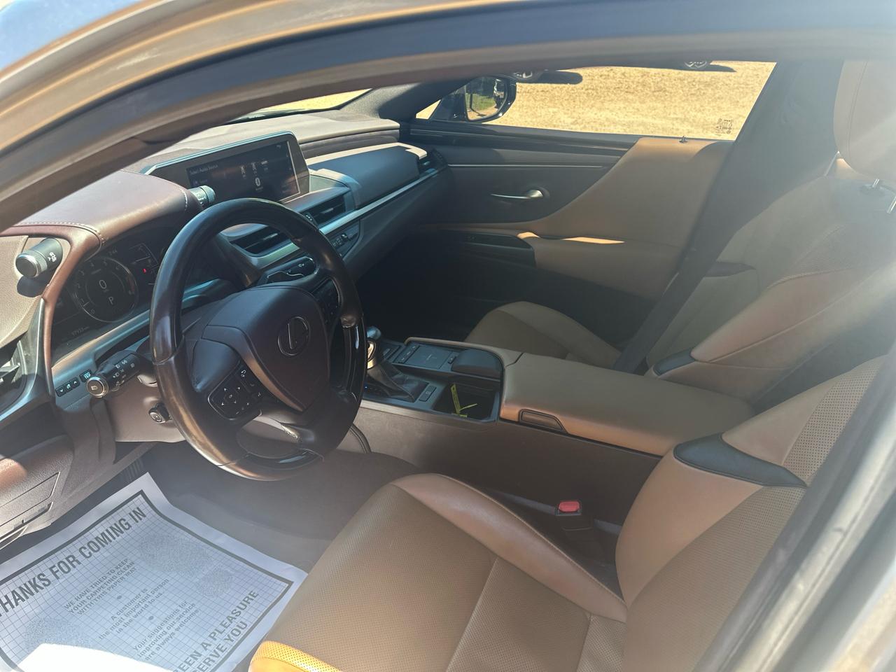 Lexus ES ES 350 FWD 2019