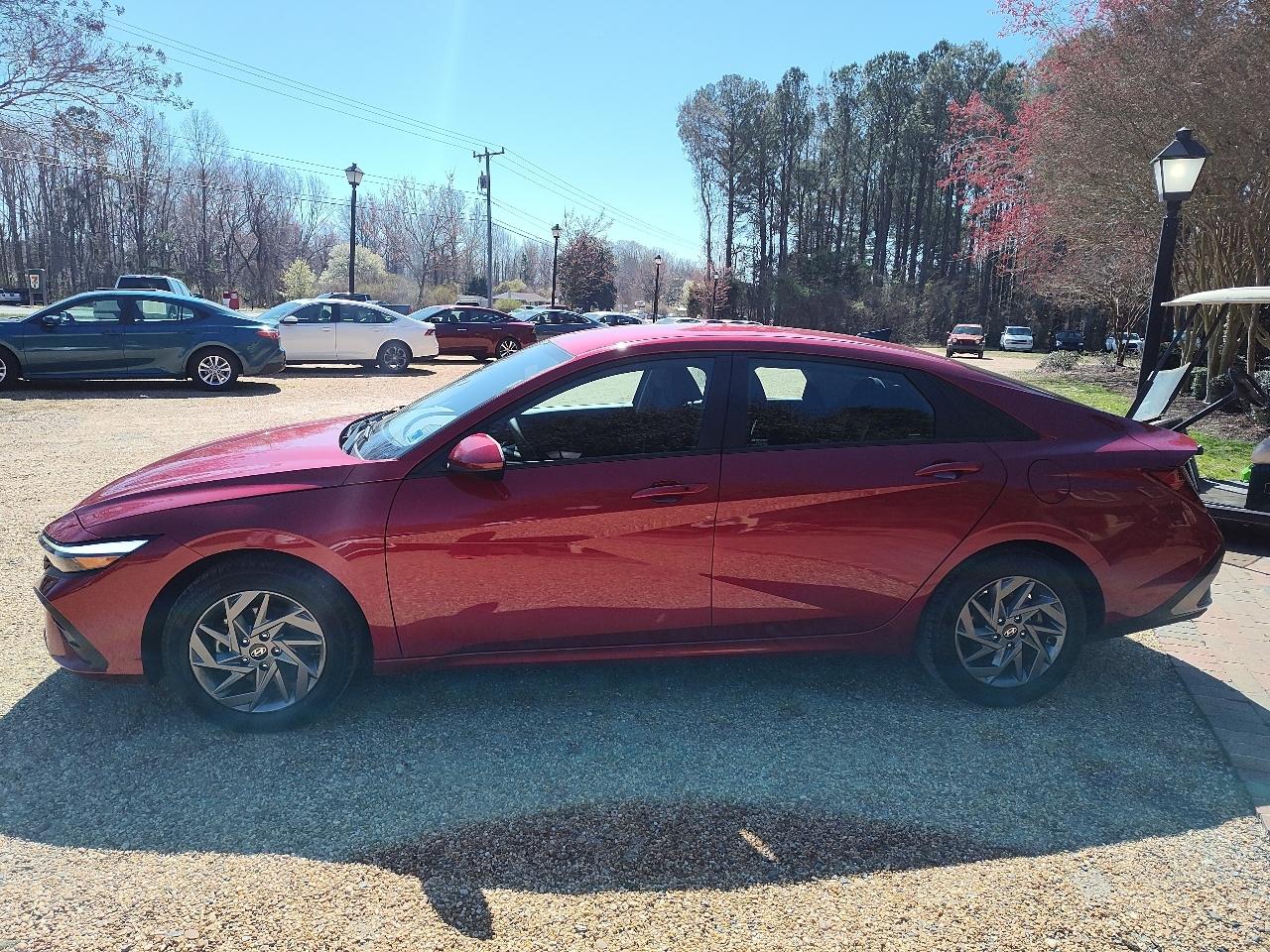 Hyundai Elantra SEL IVT 2024