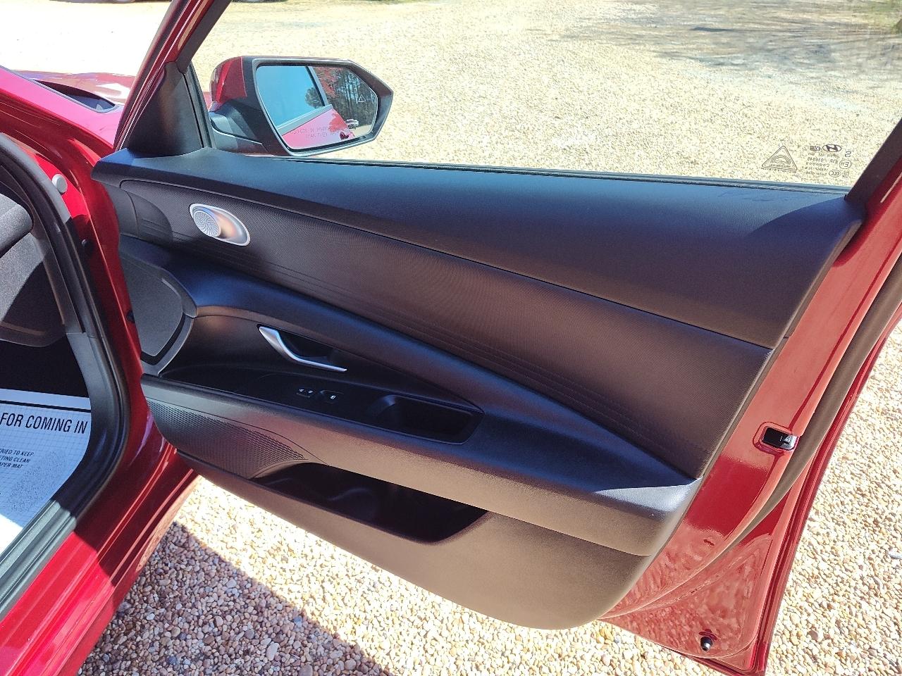 Hyundai Elantra SEL IVT 2024