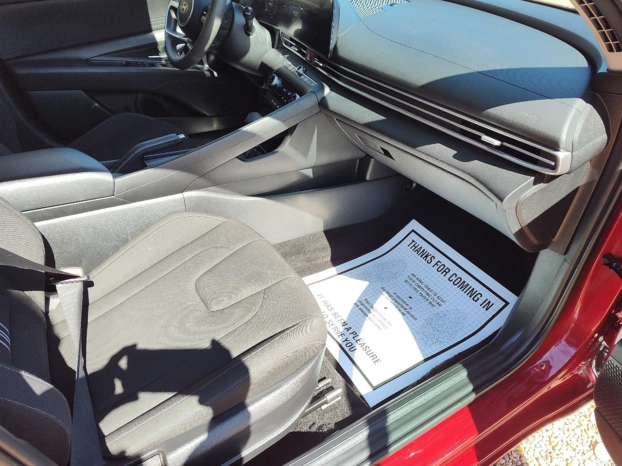 Hyundai Elantra SEL IVT 2024