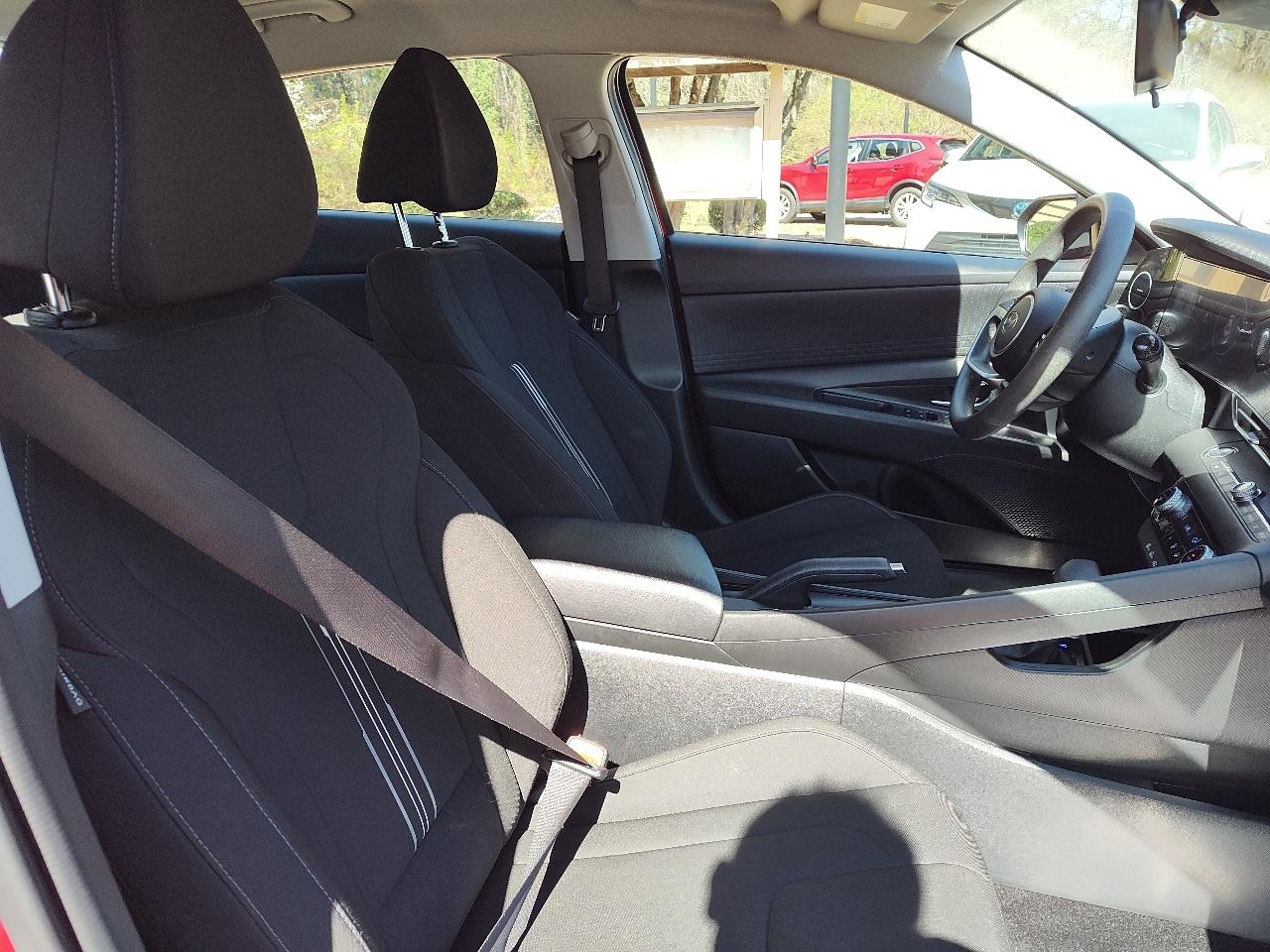 Hyundai Elantra SEL IVT 2024