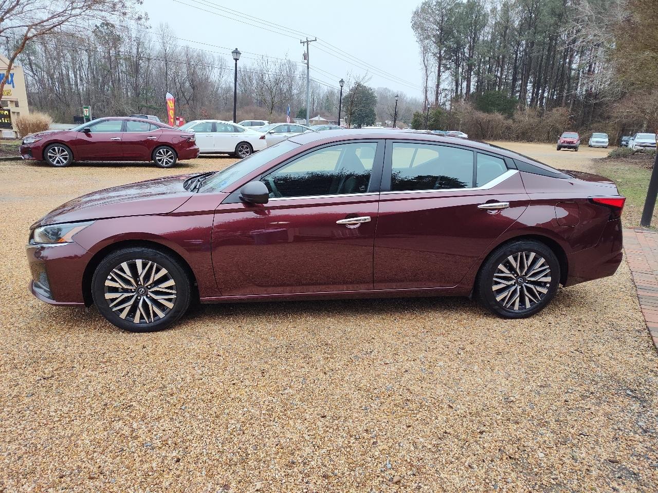 Nissan Altima SV FWD 2025