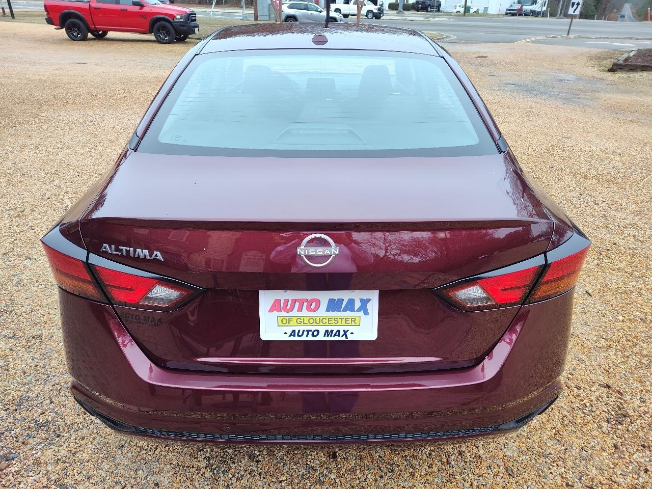 Nissan Altima SV FWD 2025