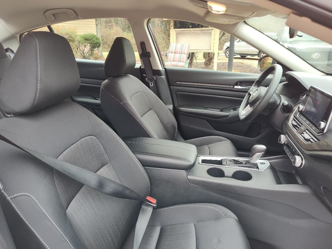 Nissan Altima SV FWD 2025