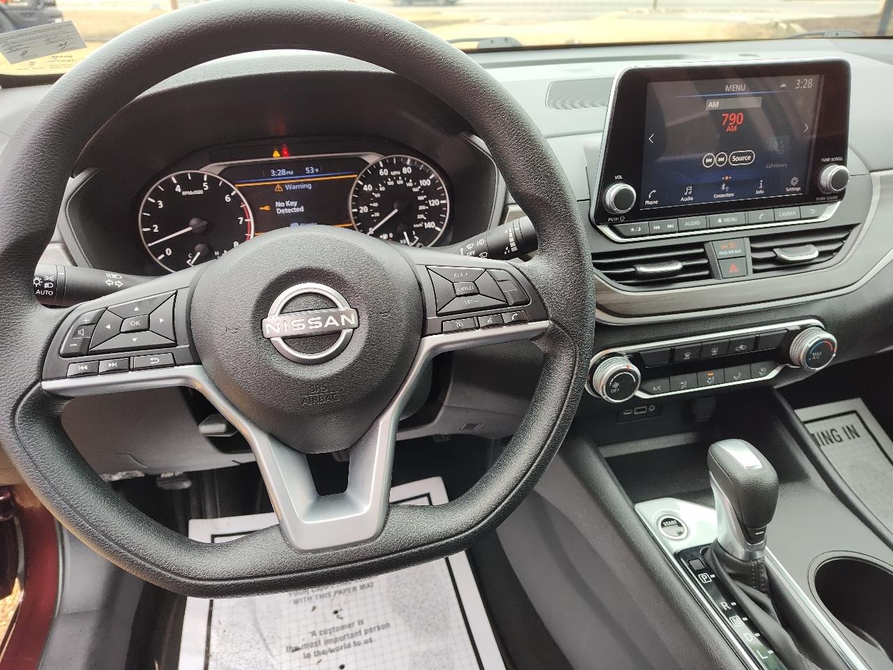 Nissan Altima SV FWD 2025