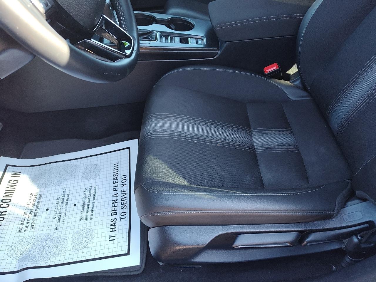 Honda Civic Sedan Sport CVT 2025