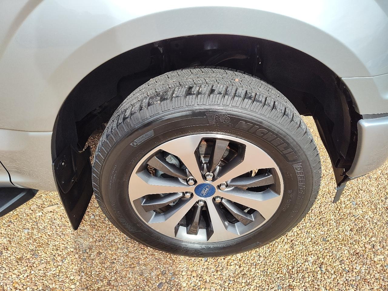 Ford F-150 XL 4WD SuperCrew 5.5' Box 2020