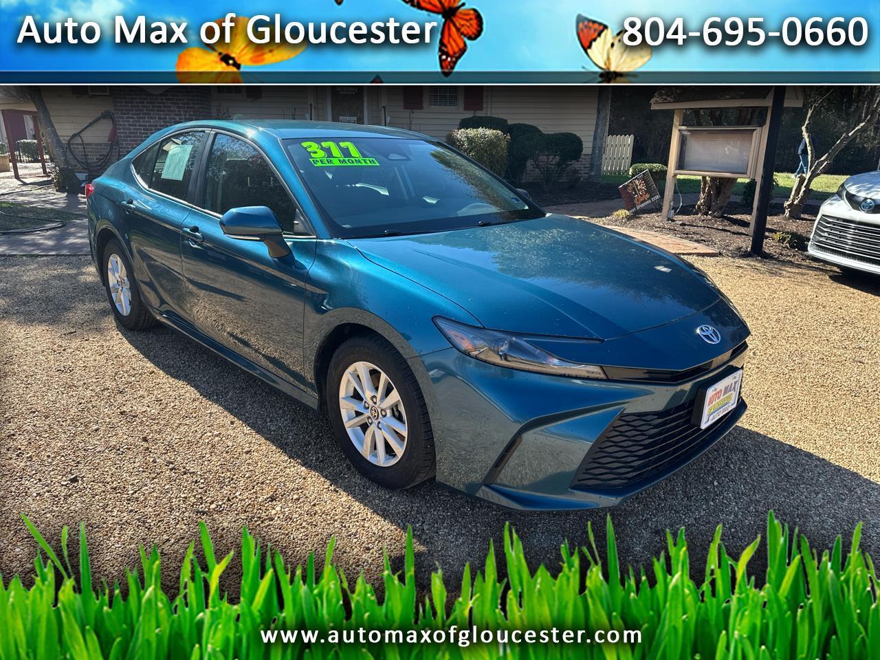 2025 Toyota Camry LE (Natl)