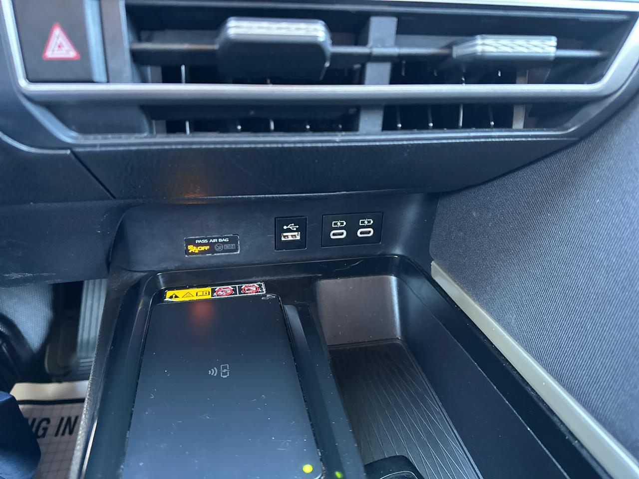 Toyota Camry XLE (Natl) 2025