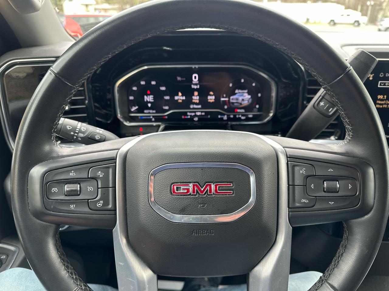 GMC Sierra 1500 2WD Crew Cab 147" SLE 2024