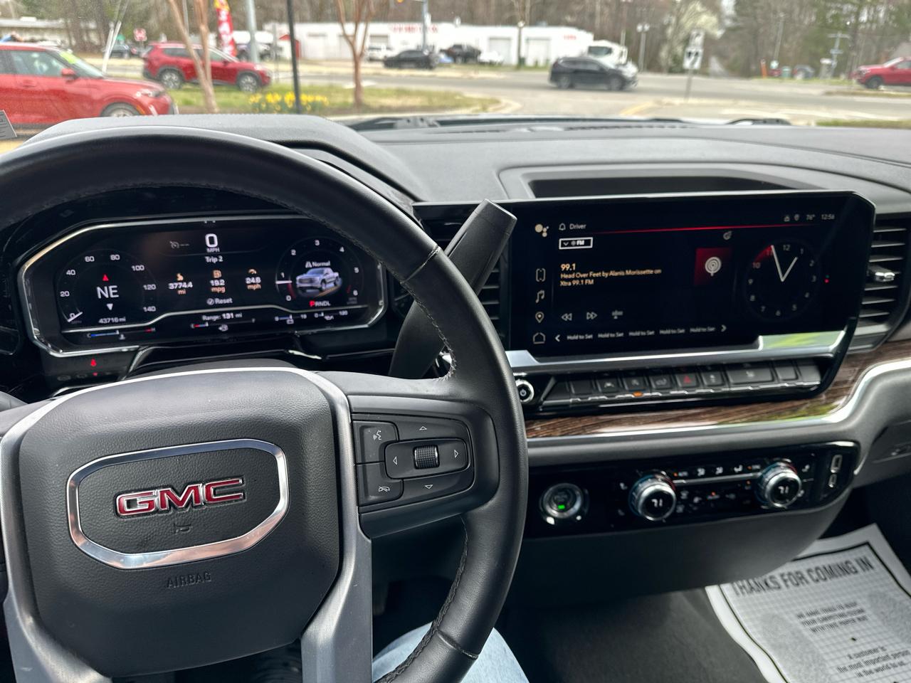 GMC Sierra 1500 2WD Crew Cab 147" SLE 2024