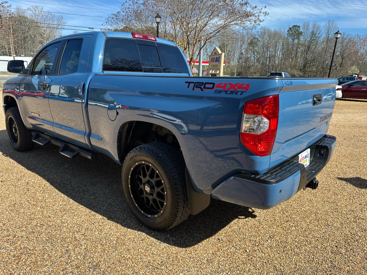 Toyota Tundra 4WD SR Double Cab 6.5' Bed 5.7L (Natl) 2019