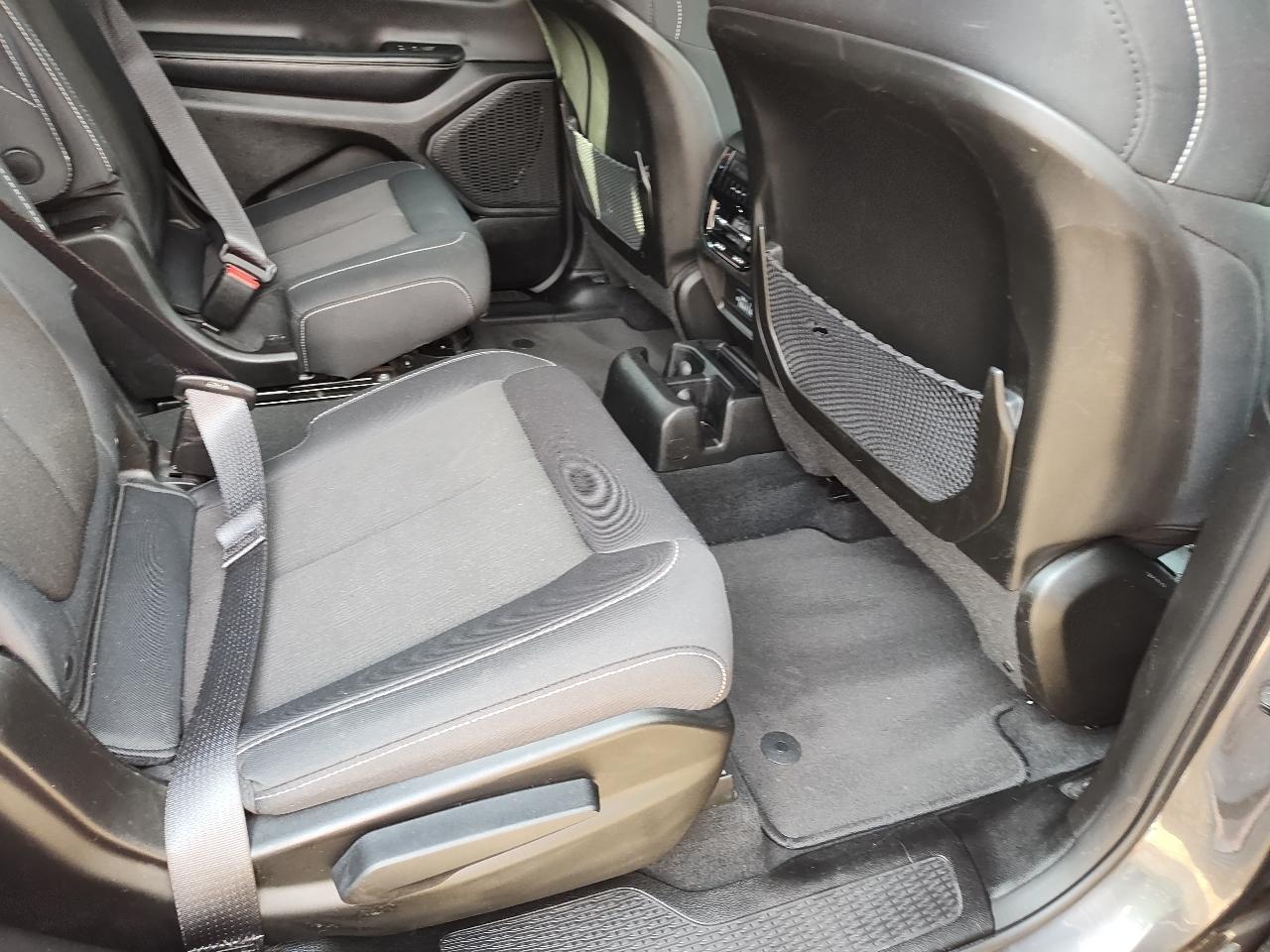 Jeep Grand Cherokee L Laredo 4x2 2023