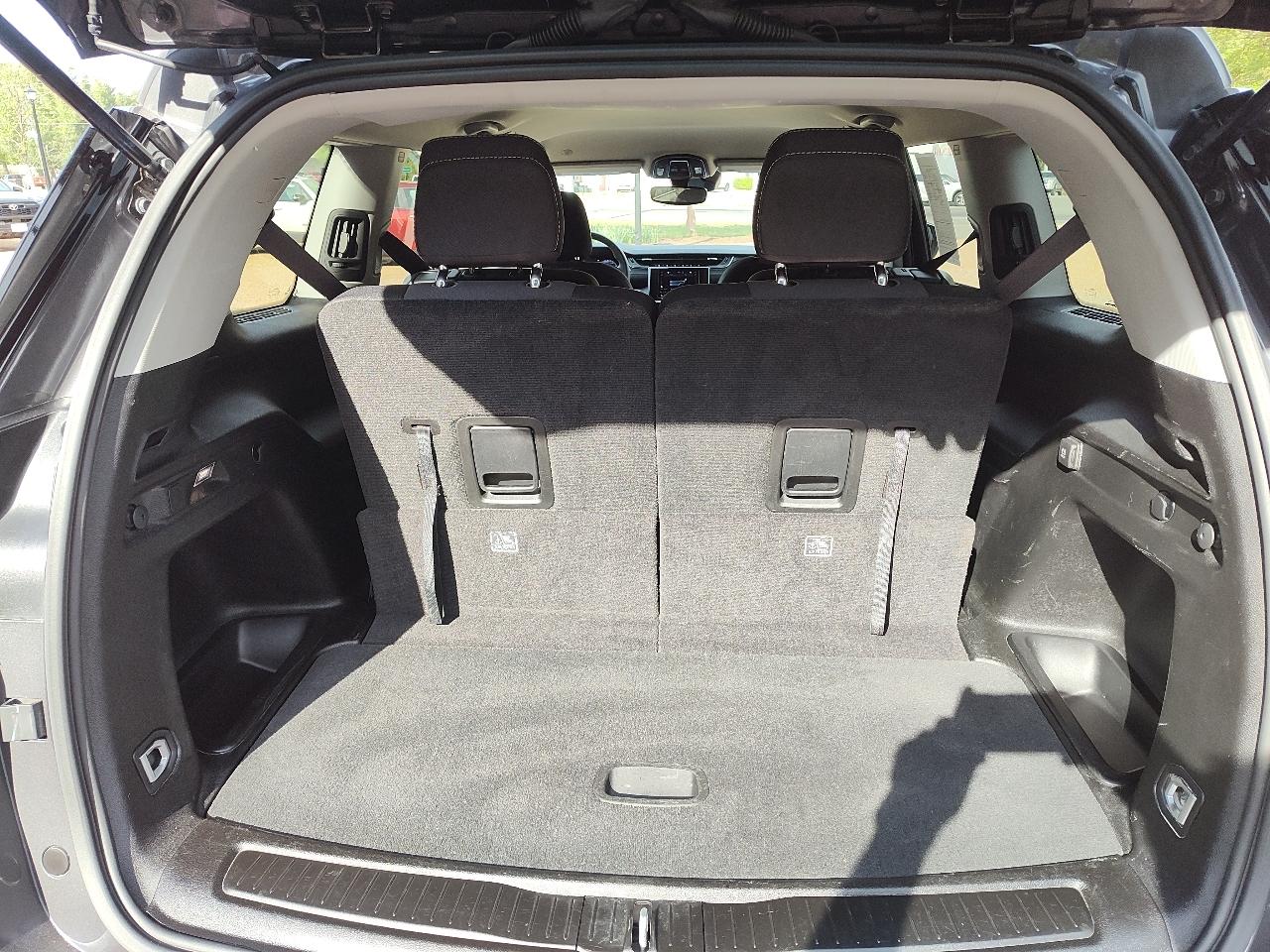 Jeep Grand Cherokee L Laredo 4x2 2023