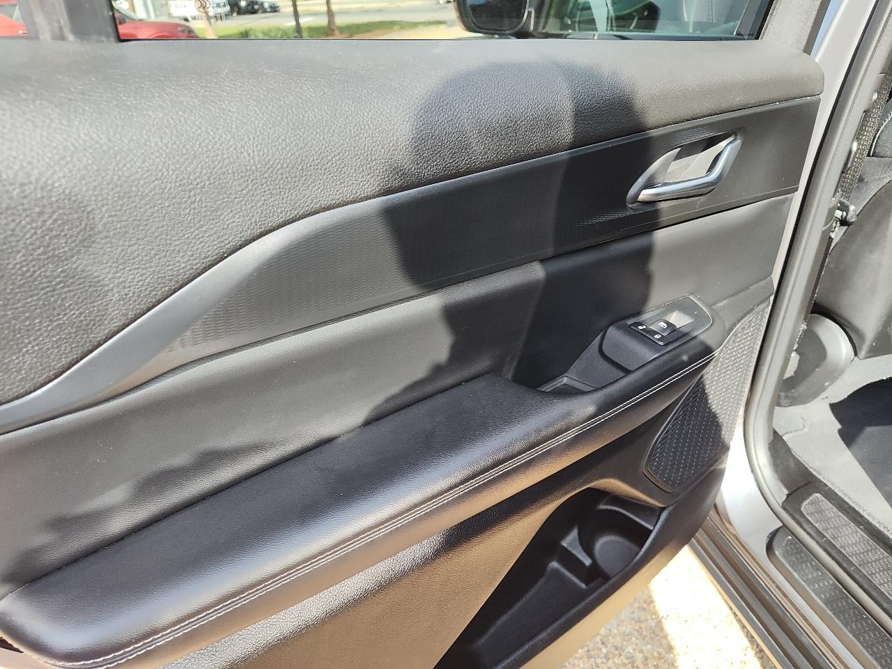 Jeep Grand Cherokee L Laredo 4x2 2023