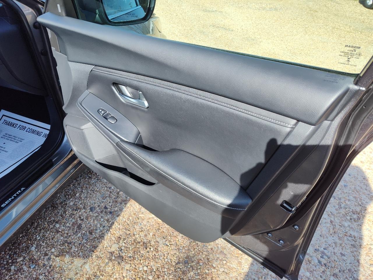 Nissan Sentra SV CVT 2024