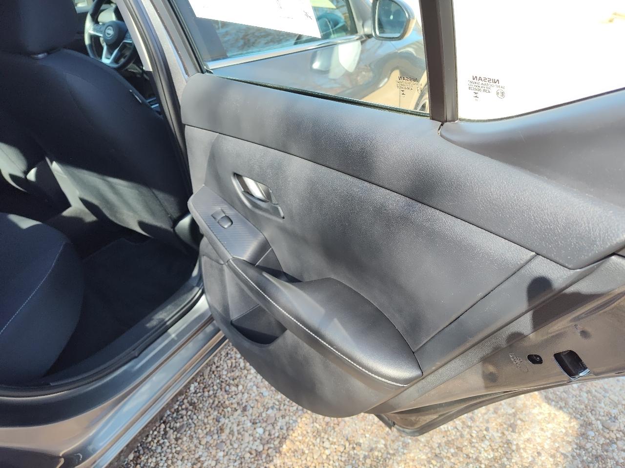 Nissan Sentra SV CVT 2024