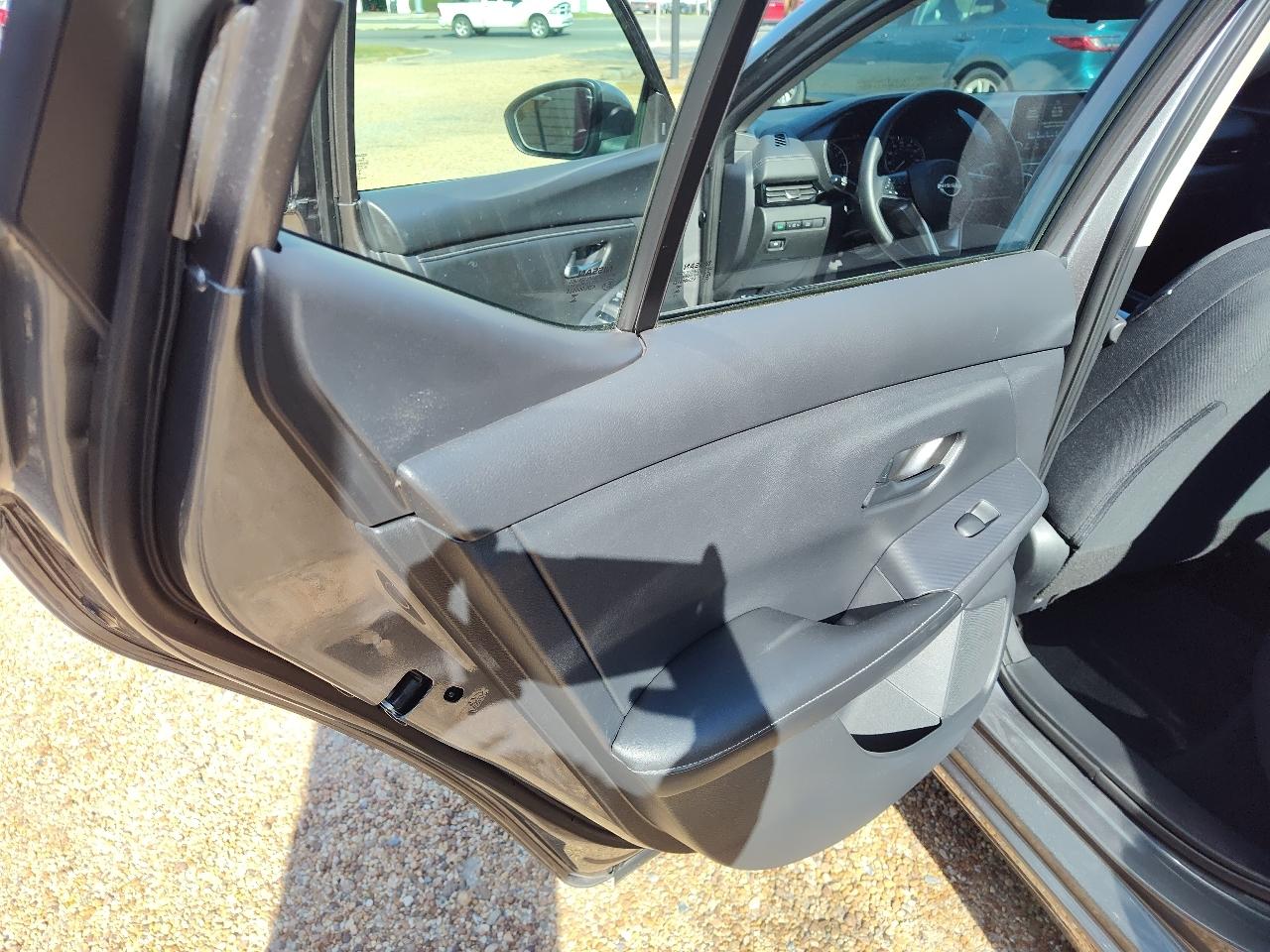 Nissan Sentra SV CVT 2024