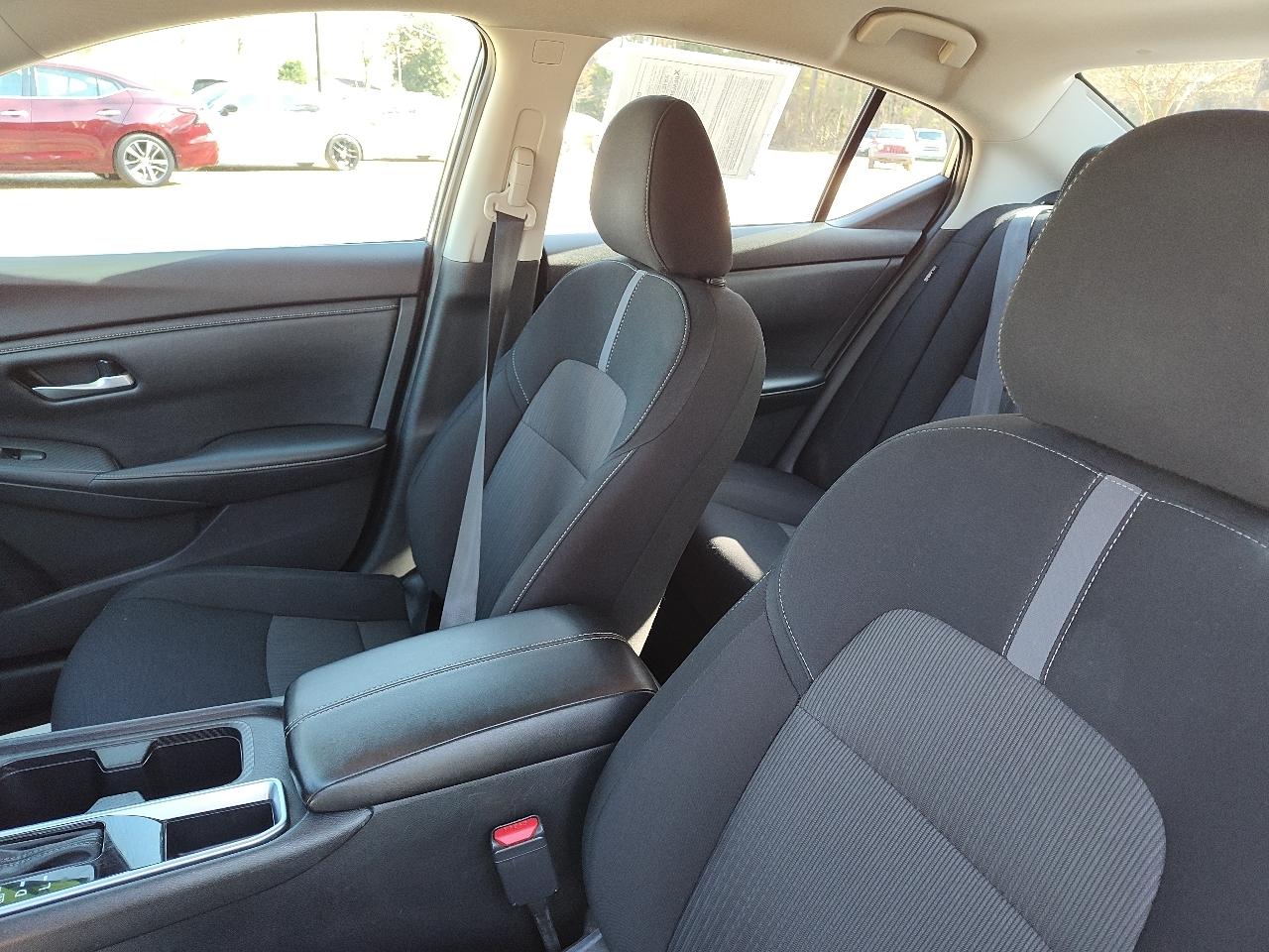 Nissan Sentra SV CVT 2024