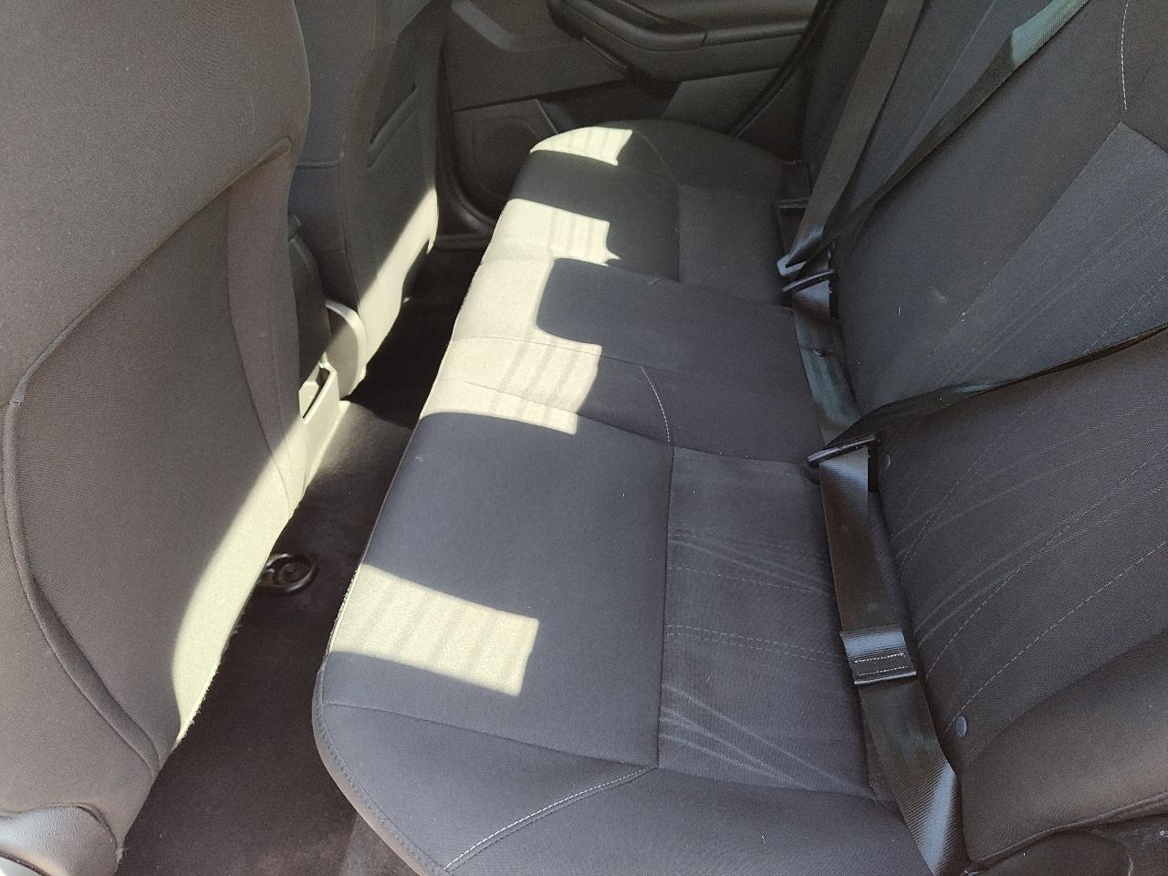 Ford Focus SE Sedan 2018