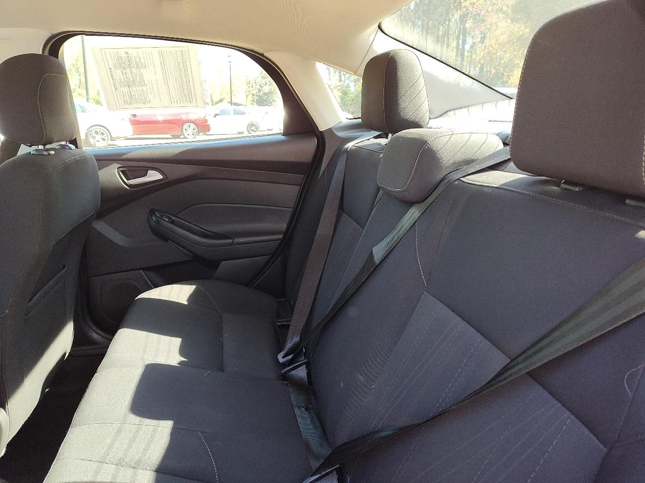 Ford Focus SE Sedan 2018