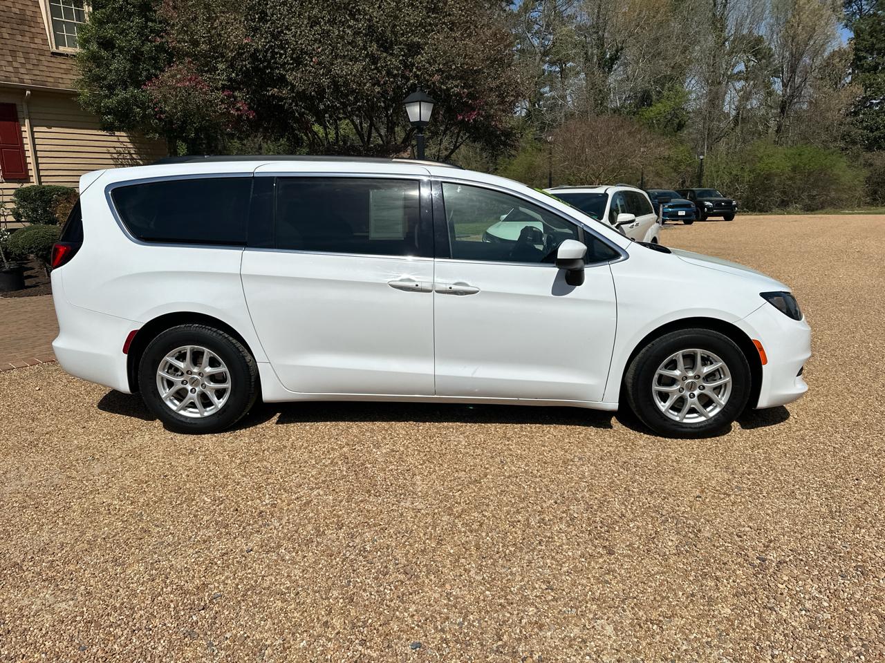 Chrysler Voyager LXI FWD 2021
