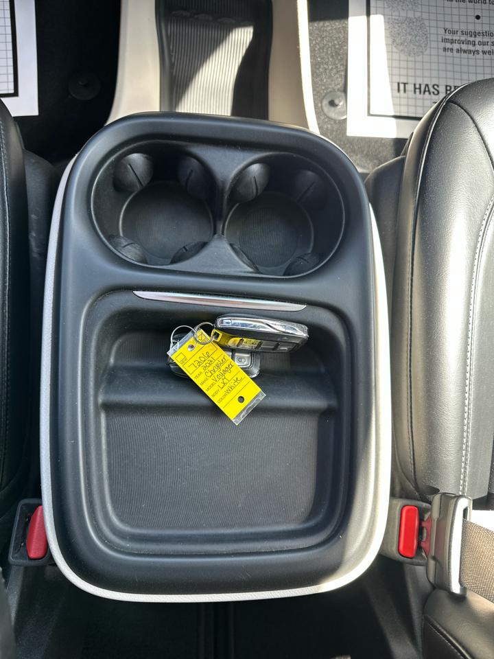 Chrysler Voyager LXI FWD 2021