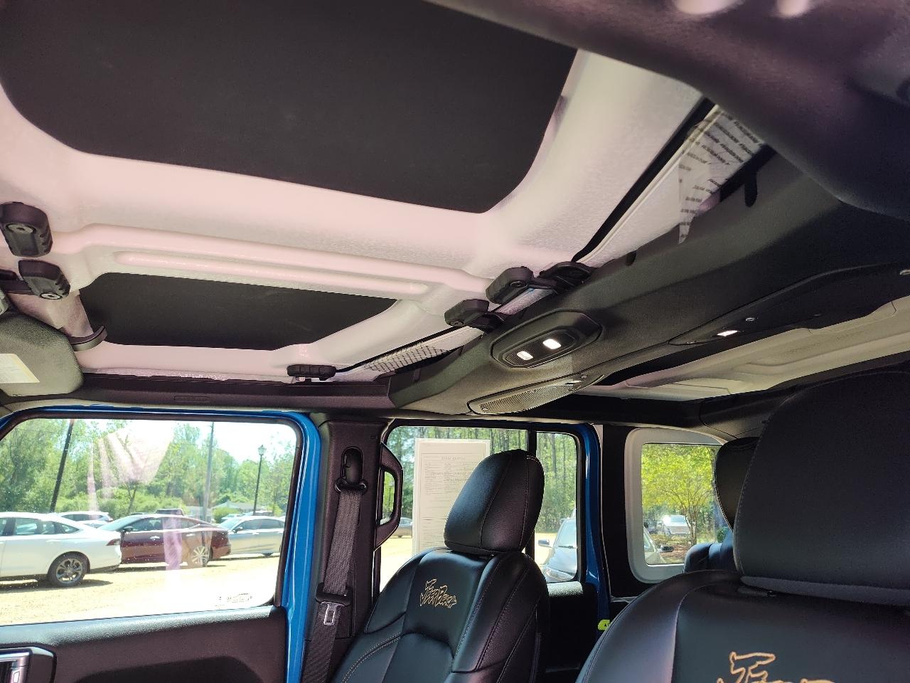 Jeep Wrangler 4xe Jeep Beach 4x4 2024
