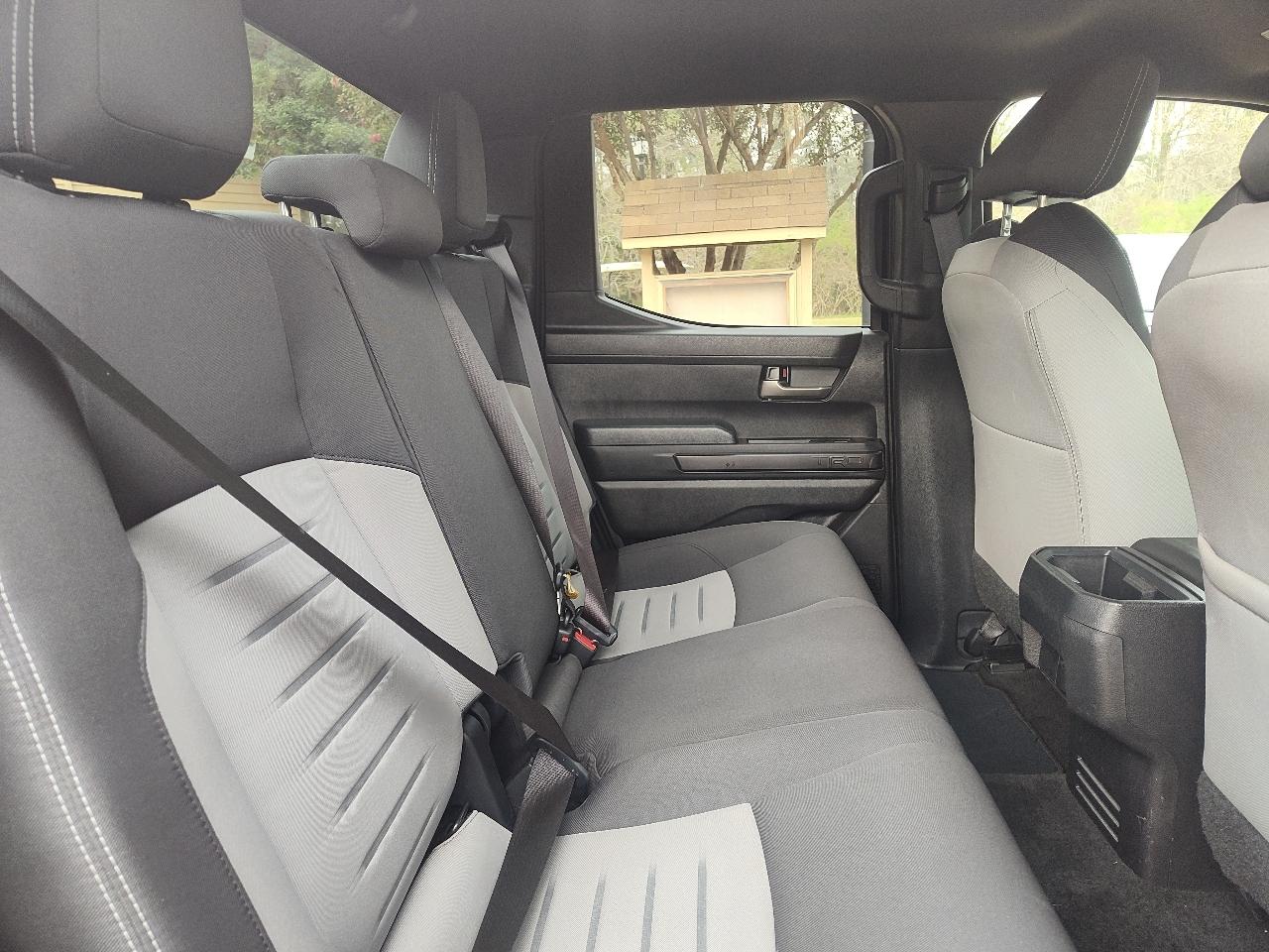 Toyota Tacoma 4WD SR5 Double Cab 5' Bed AT (Natl) 2024