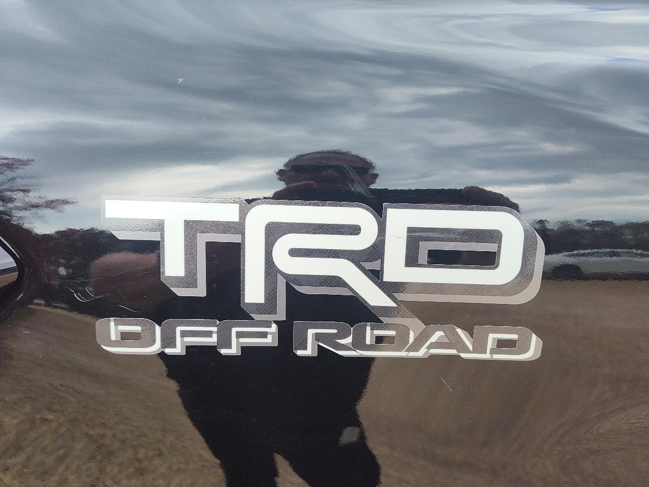 Toyota Tacoma 4WD SR5 Double Cab 5' Bed AT (Natl) 2024